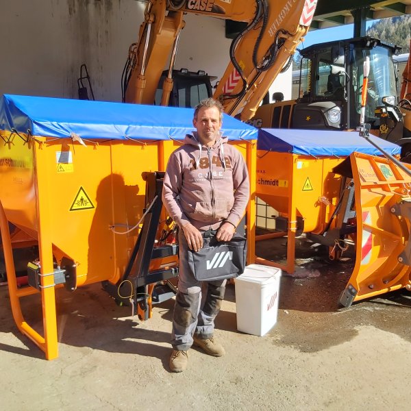 Trakofler Manfred - Baggerarbeiten u. Autotransp.